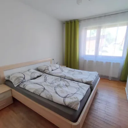 Schwarzinger Apartman